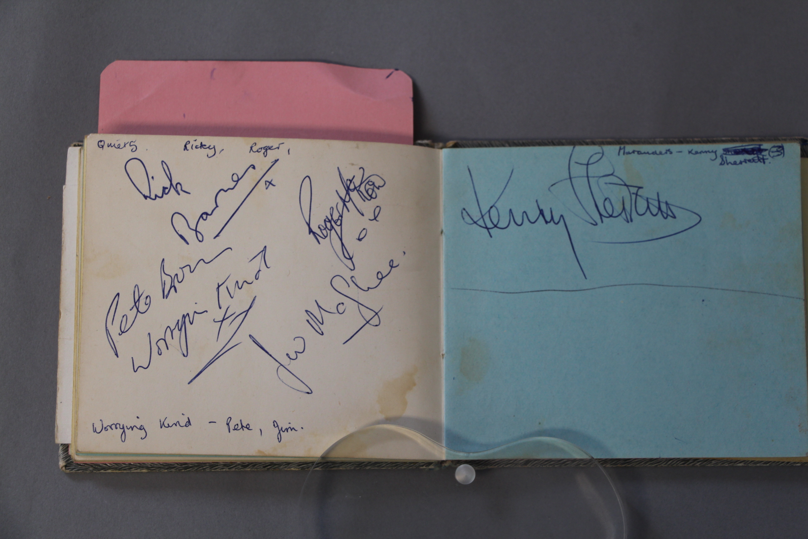 An autograph book with signatures and many car registrations of the groups collected personally by - Image 14 of 22