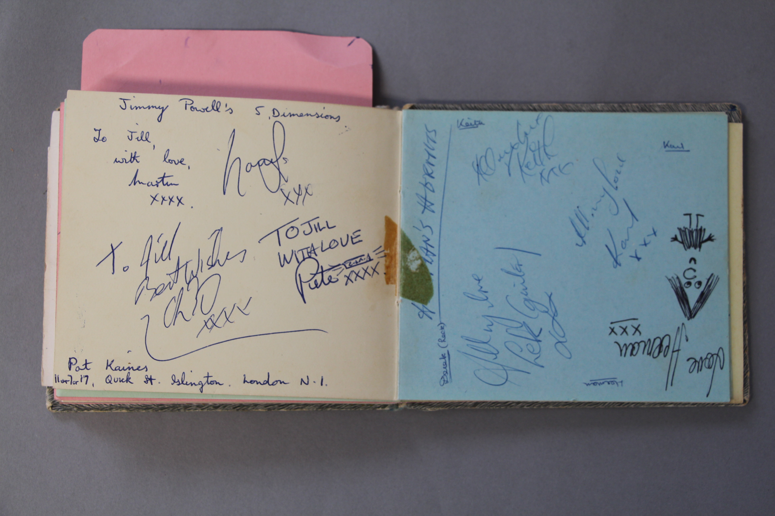 An autograph book with signatures and many car registrations of the groups collected personally by - Image 18 of 22