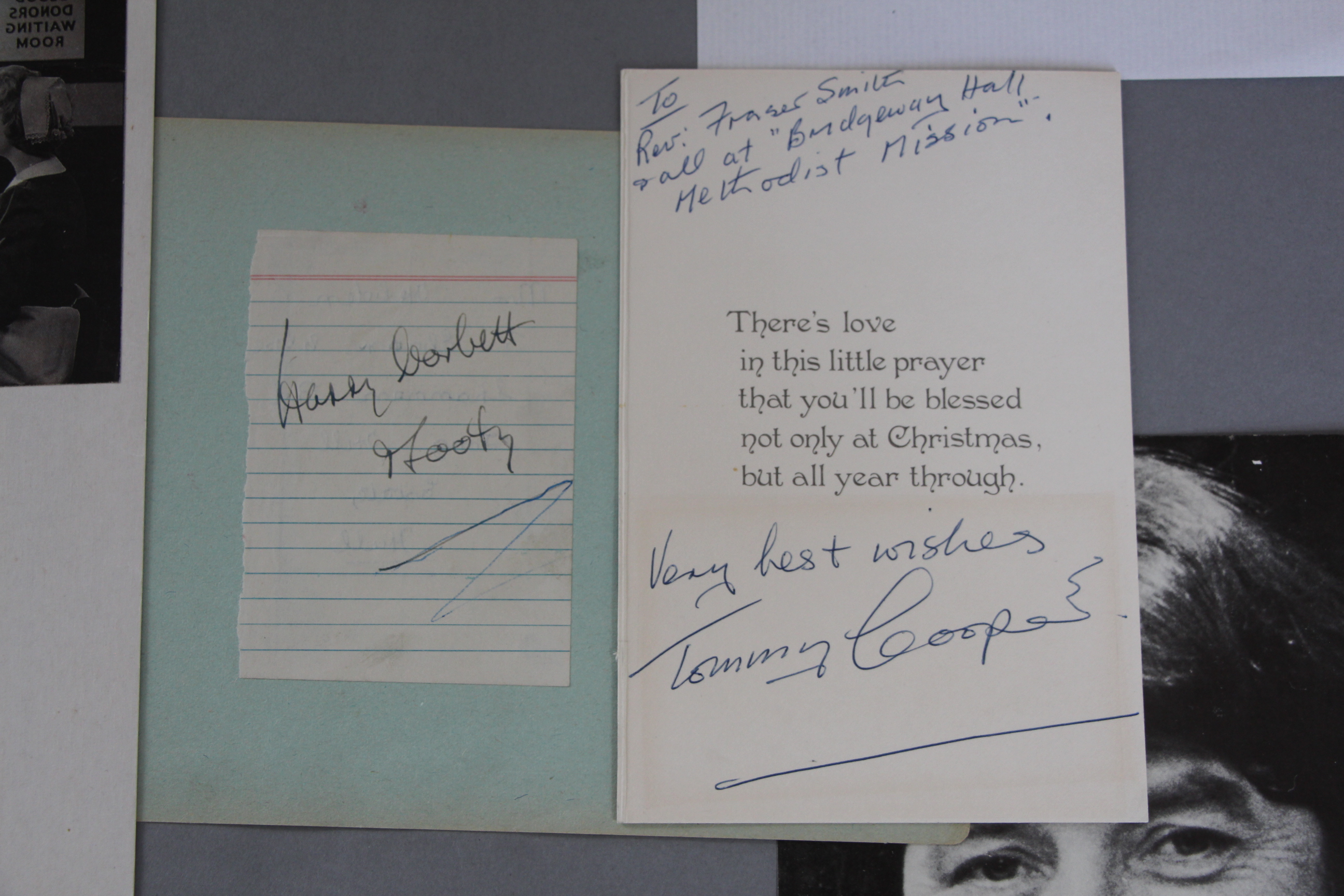 Collection of autographs many of which are on photos including Alec Guinness, John Hurt, - Image 5 of 7