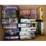 21 x plastic model kits, mostly cars, by Airfix, Italeri and similar, various scales.