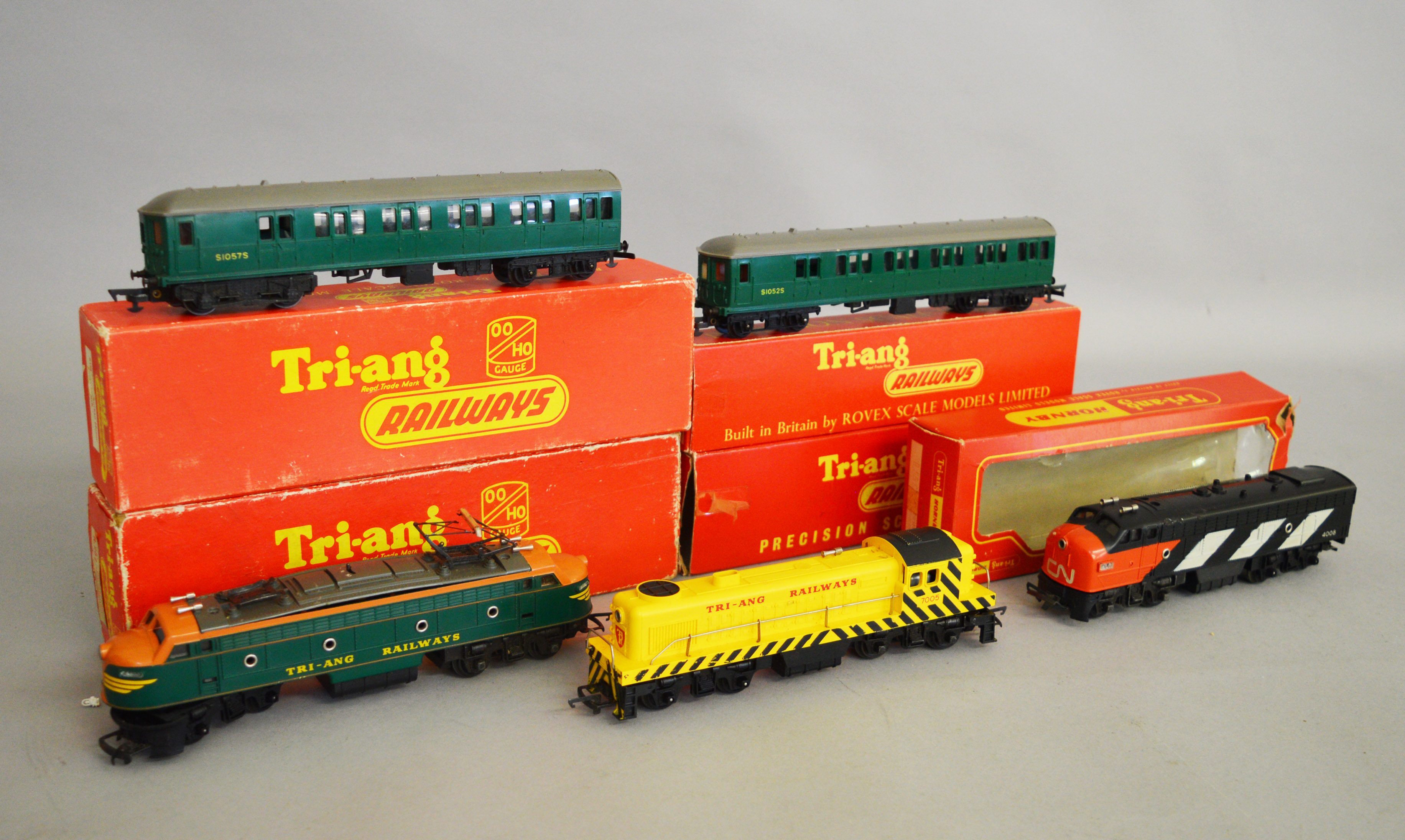 OO Gauge. Three boxed Tri-ang Railways and Triang/Hornby Locomotives, R.155 Diesel Switcher, R.