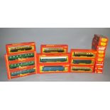 OO gauge, 19 x Hornby coaches.