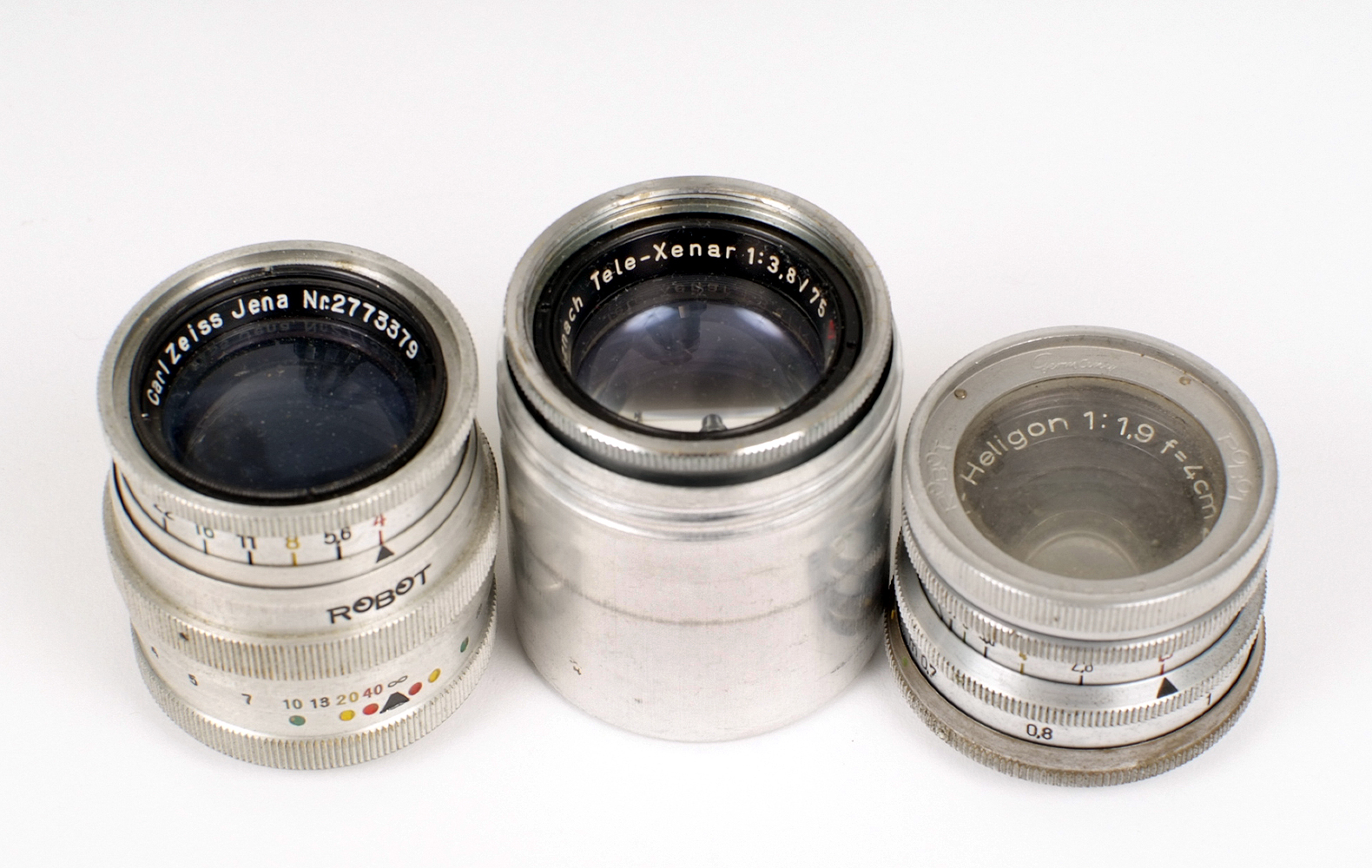 A Collection of Robot Cameras Lenses. To include Tele-Aenar 75mm f3.8 lens, Sonnar 7. - Image 3 of 3