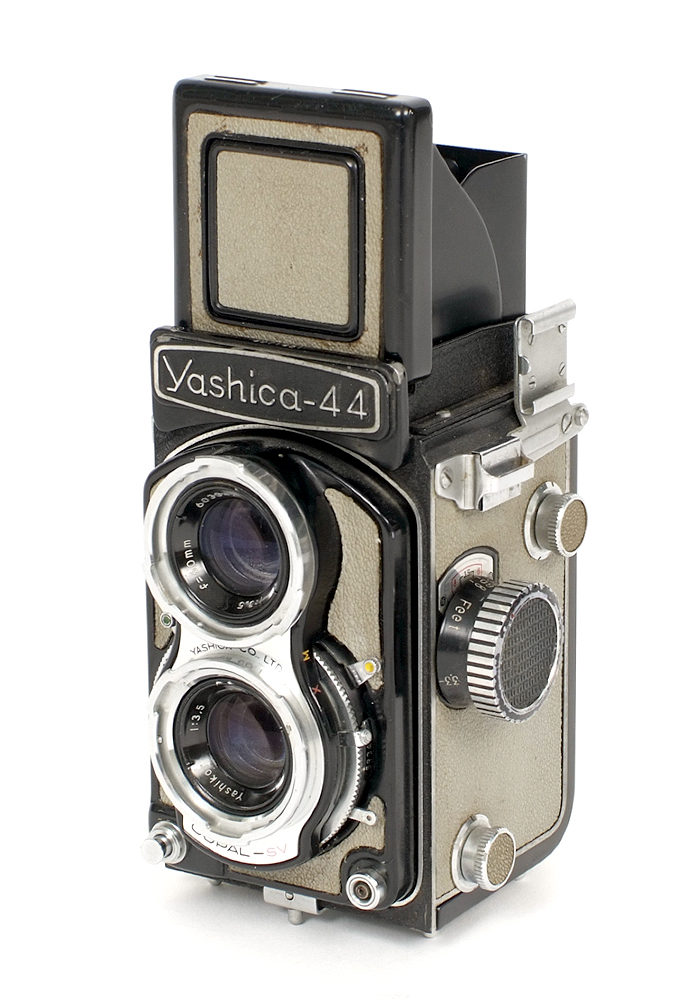 Grey Yashica 44 TLR. #3971651 with a Yashicor 60mm f3.5 lens (condition 5F). - Image 2 of 2