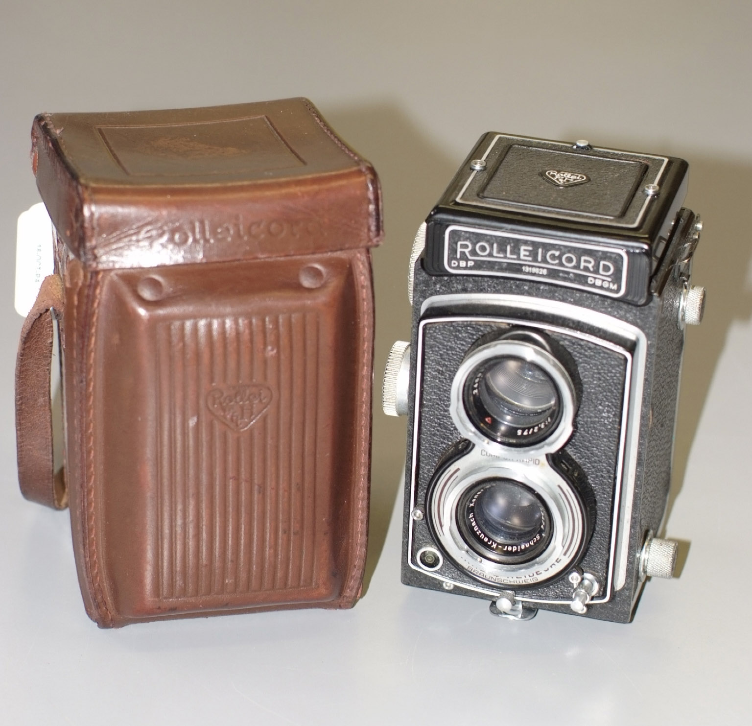 Rolleicord III TLR #1319626. Condition 5F. With Xenar 75mm f3.5 lens, in maker's case.