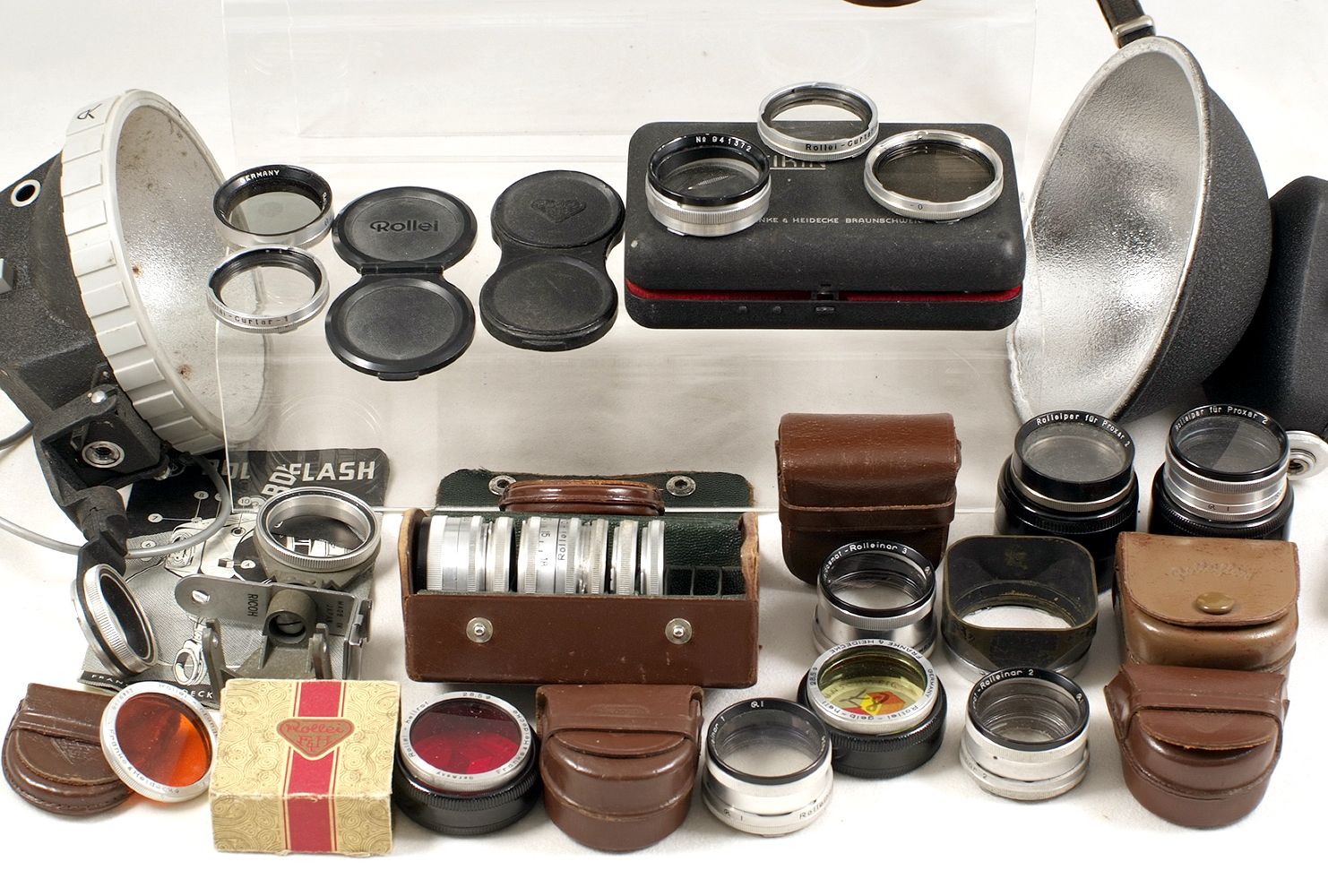 Large Quantity of Rollei & Rolleicord Filters, Caps, etc. (conditions various 4/5/6). - Image 2 of 6