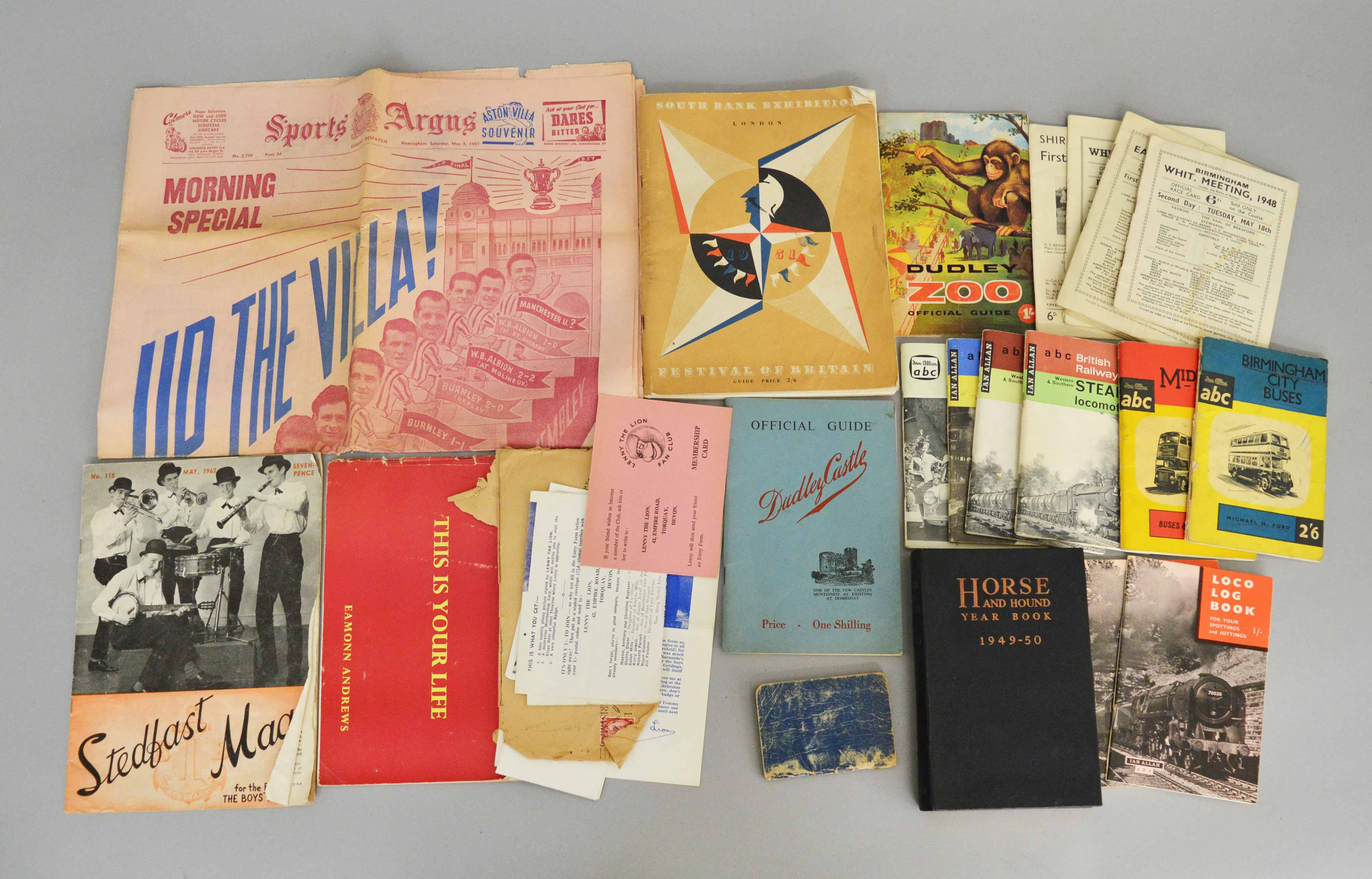 A mixed lot of vintage books and brochures including a Dudley Zoo official guide and a Horse and