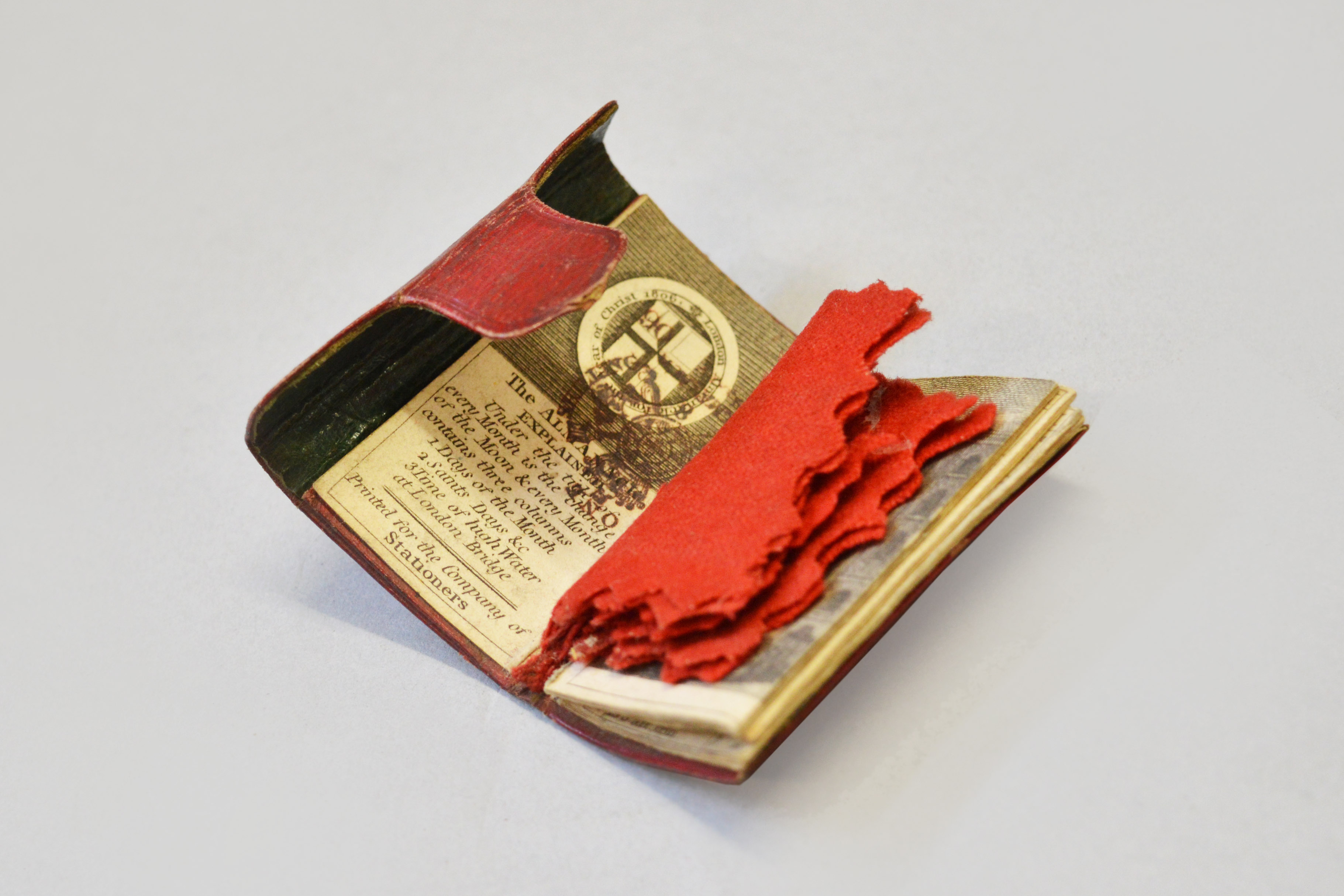 An interesting miniature 19th Century booklet. - Bild 2 aus 2