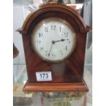 A French mahogany cased Edwardian mantle clock with Arabic numerals, stamped B.T.G to base