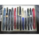 A tray of twelve vintage pens