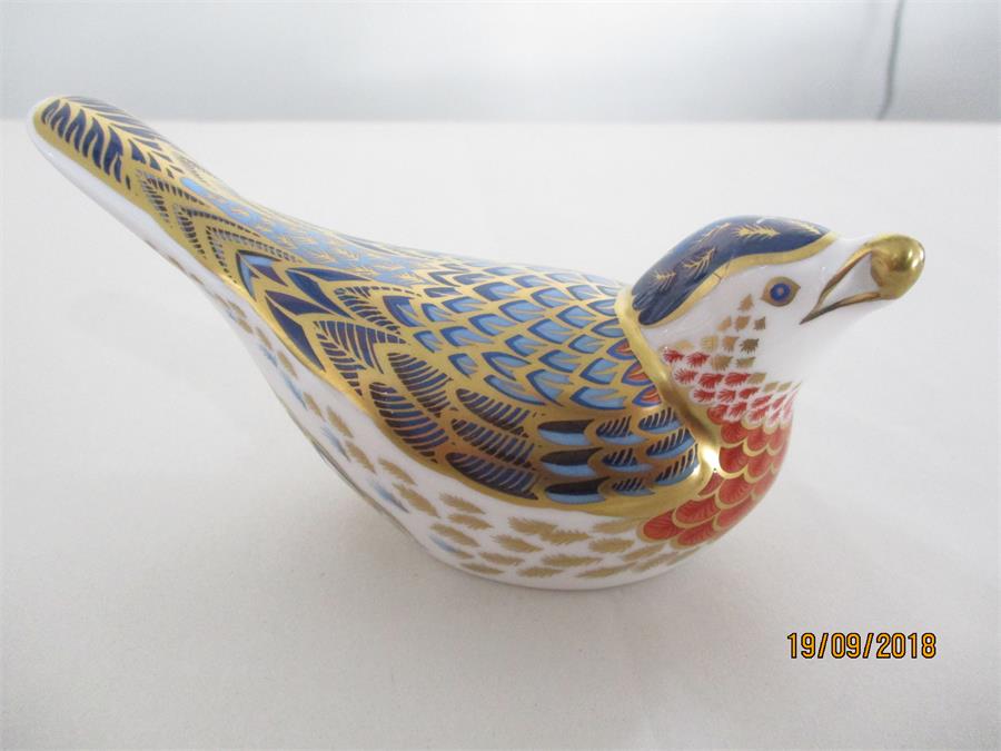 Royal Crown Derby Paperweights with gold stoppers - Nuthatch ( A/F), Derby Wren and Humming Bird - Image 2 of 10