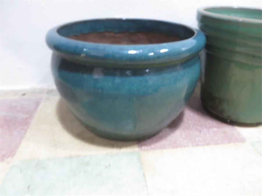 Three ceramic garden pots - Image 2 of 6