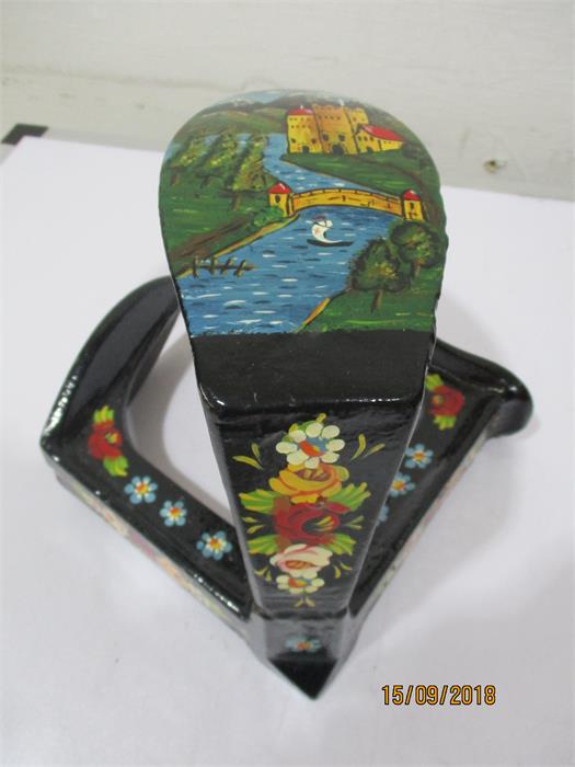 A set of vintage scales along with a hand painted "Bargeware" style shoe last - Image 4 of 5