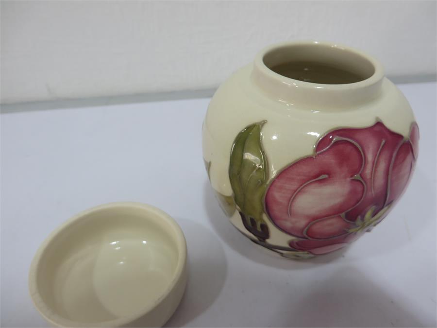 A small Moorcroft pot and cover - Image 3 of 5