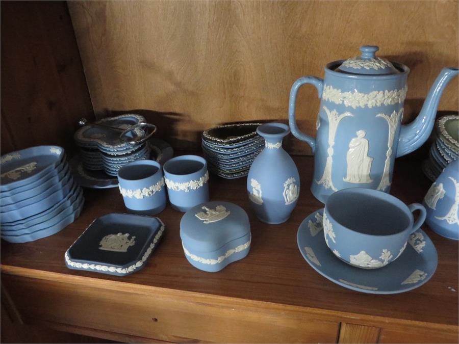 A collection of Wedgwood Jasperware - Image 5 of 5