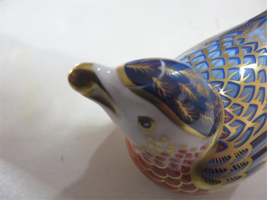 Royal Crown Derby Paperweights with gold stoppers - Nuthatch ( A/F), Derby Wren and Humming Bird - Image 10 of 10