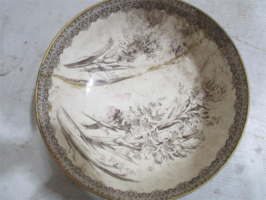 A large Victorian bowl ( A/F) pottery dish, vase and jug and bowl ( chip to bowl) - Image 2 of 7