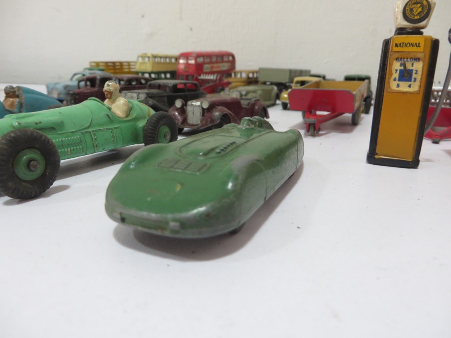 A quantity of diecast Dinky toys and cars including M.G Record Car, H.W.M (23J), Routemaster Bus, - Image 3 of 15