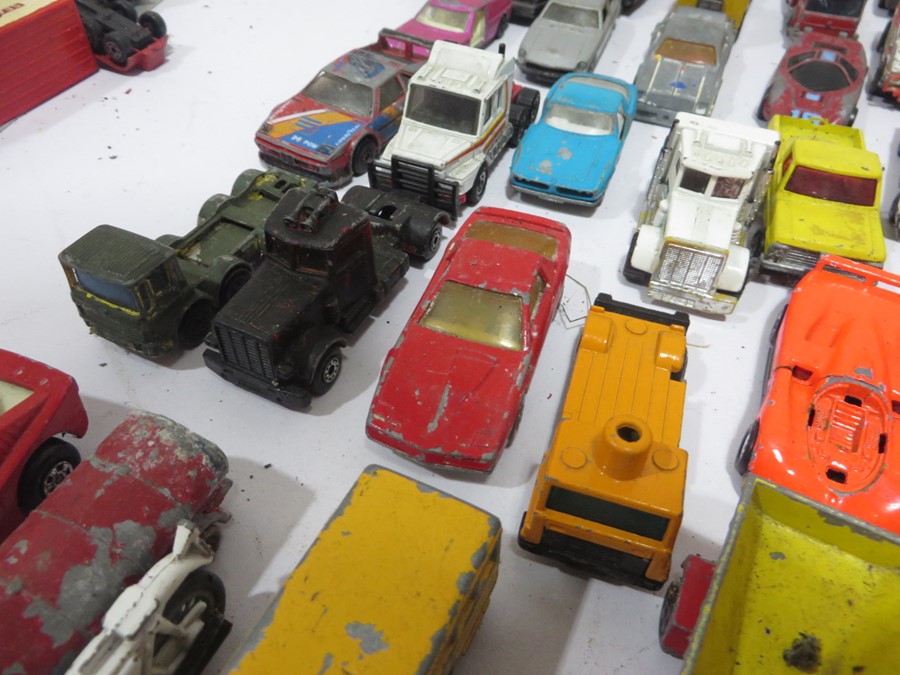 A quantity of various Matchbox diecast cars, toys etc - Image 14 of 39