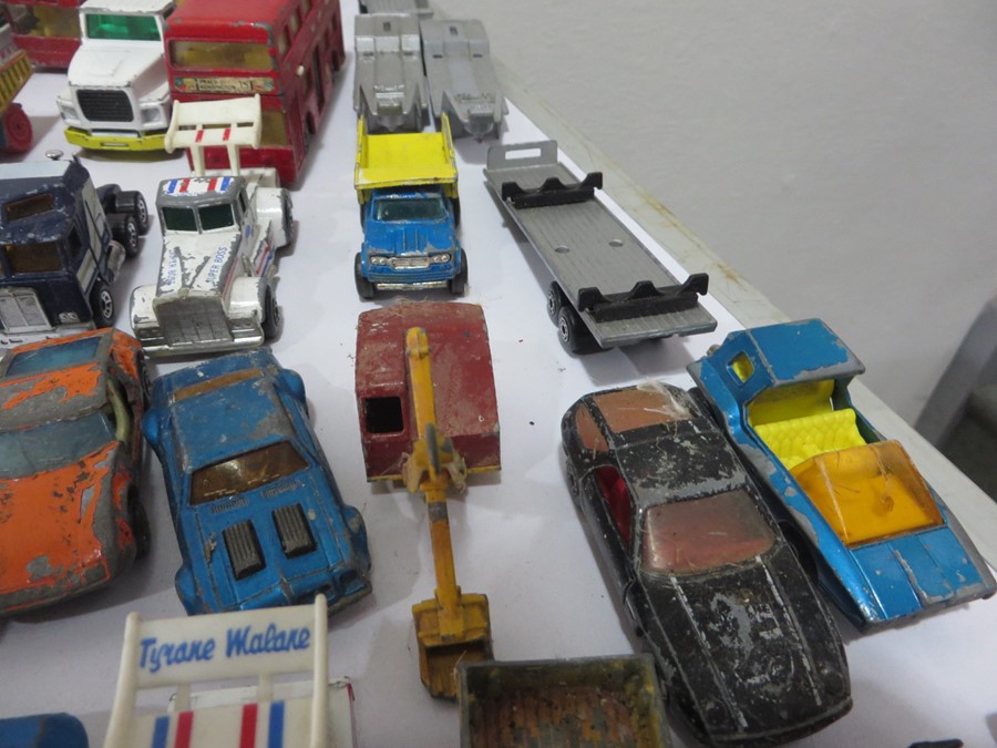 A quantity of various Matchbox diecast cars, toys etc - Image 21 of 39