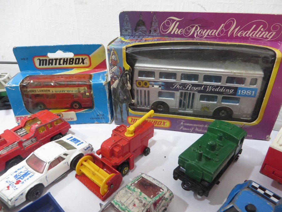 A quantity of various Matchbox diecast cars, toys etc - Image 39 of 39