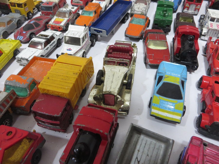 A quantity of various Matchbox diecast cars, toys etc - Image 17 of 39