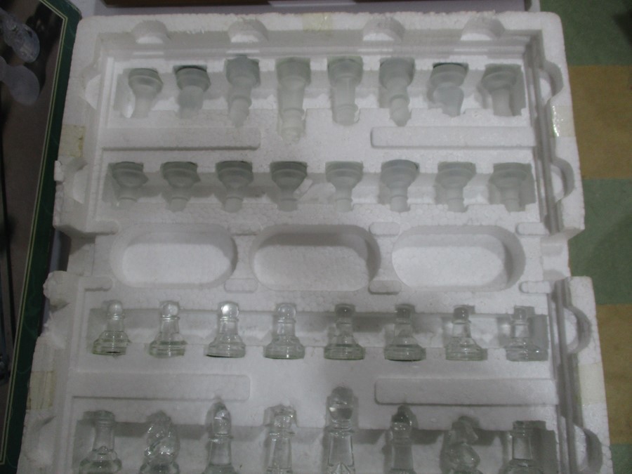 A boxed glass chess set along with one other - Image 3 of 6