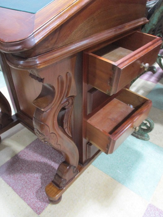 A reproduction Davenport with drawers on both sides - Image 6 of 6