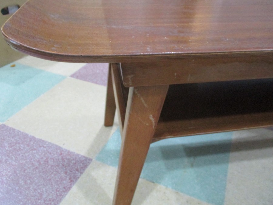 A mid century coffee table with raised ends - Image 2 of 4