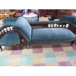 An Edwardian chaise longue with a matching tub chair