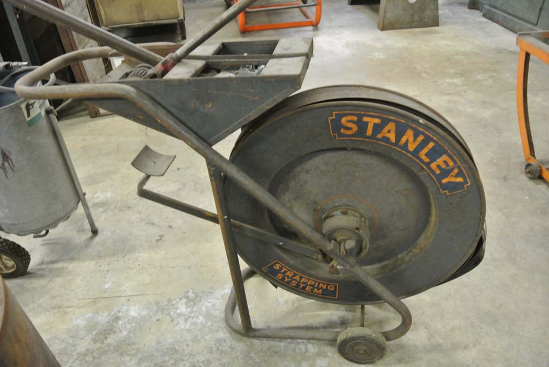 (S)~ Stanley Strapping System w/ Tools