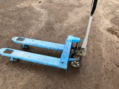 PALLET TRUCK