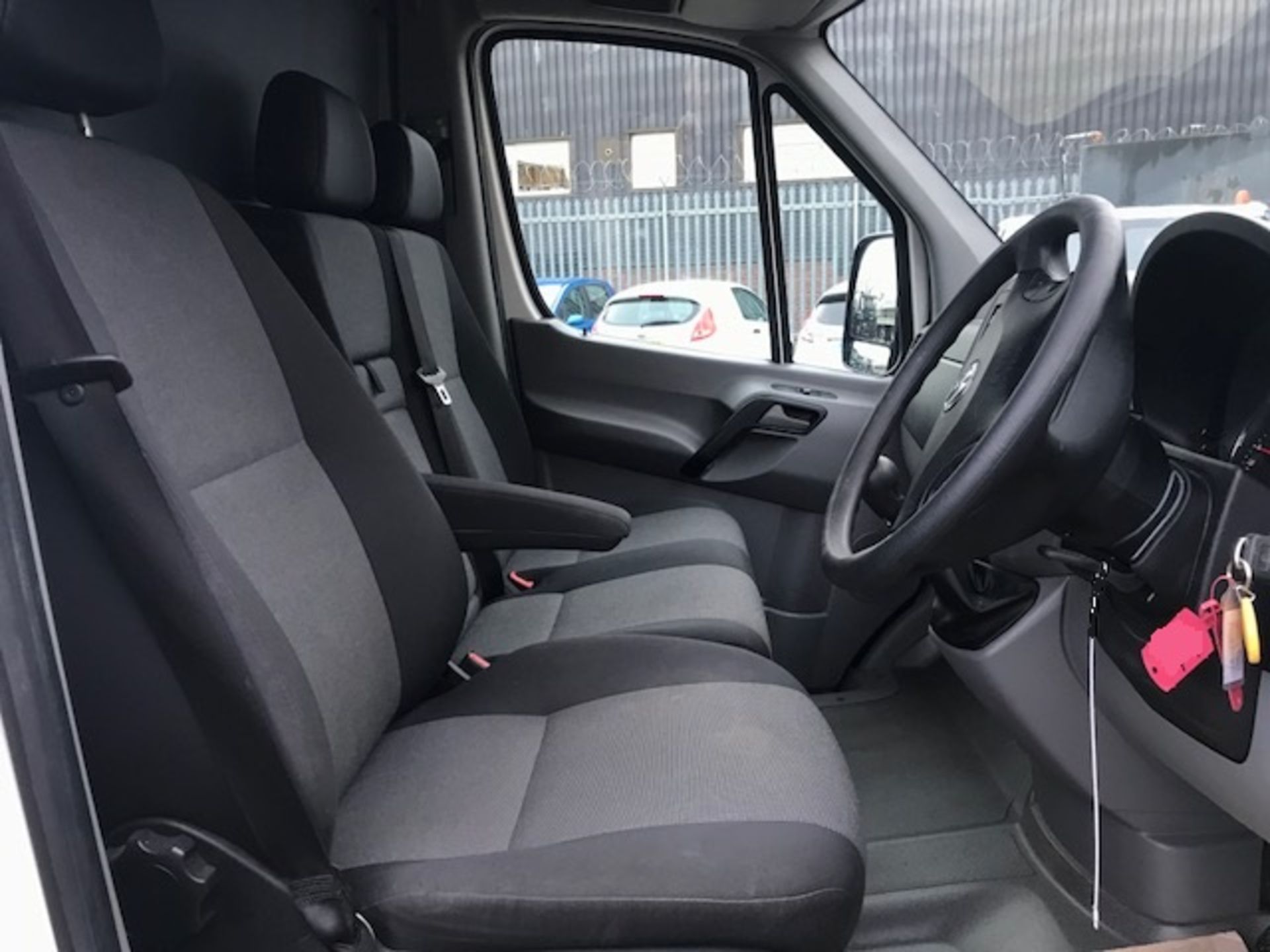 VOLKSWAGEN CRAFTER CR35 LWB Panel Van - Image 7 of 9