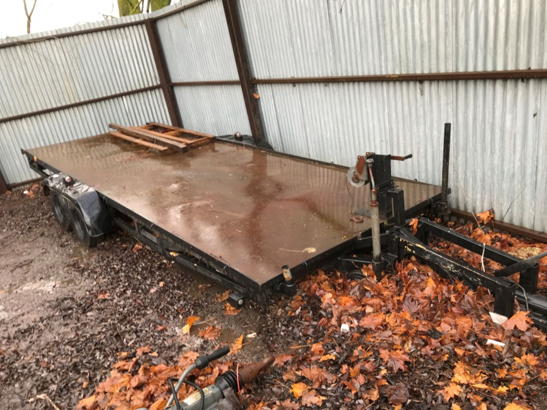 Twin axled HD trailer, 17ft bed approx.