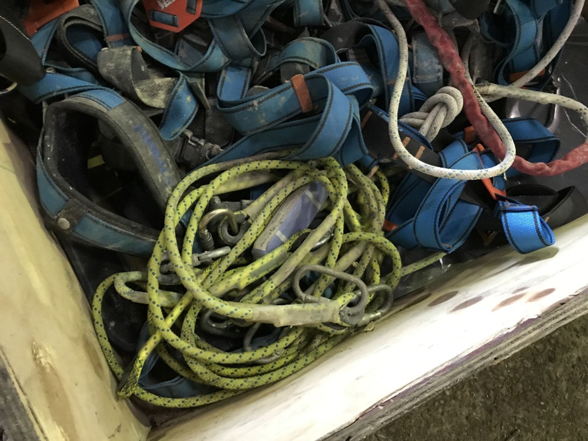 STILLAGE OF SAFETY EQUIPMENT, UNTESTED - Image 3 of 4