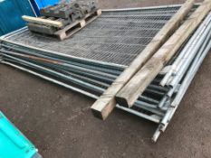 12NO HERAS TYPE SITE PANELS C/W FEET