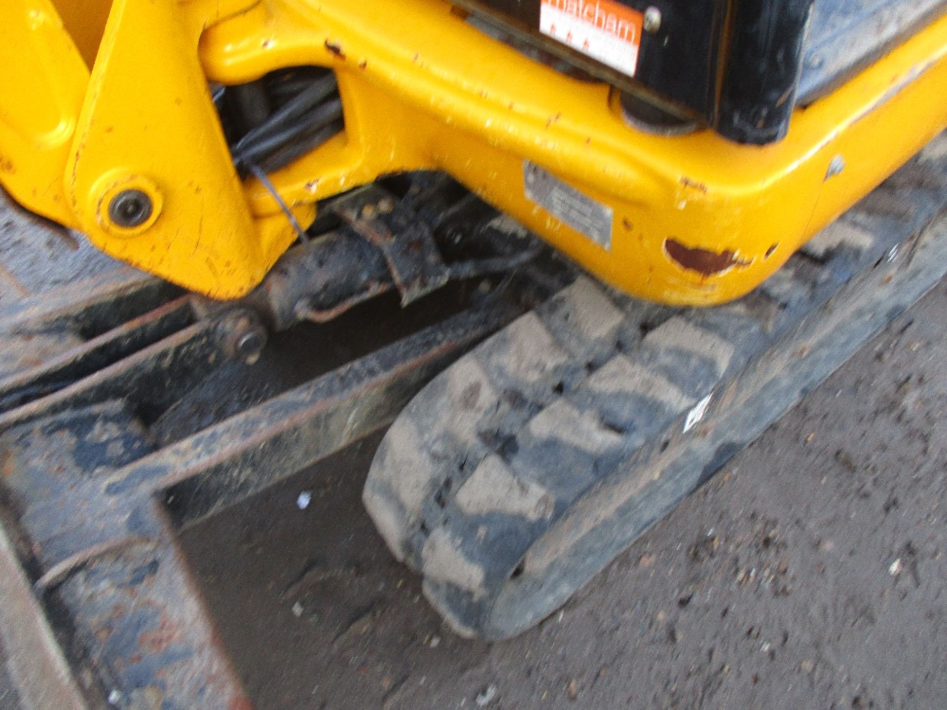 JCB 801-4 mini digger, yr2014, c/w bucket, - Image 4 of 8