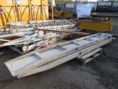 PAIR OF HEAVY DUTY ALUMINIUM LOADING RAMPS