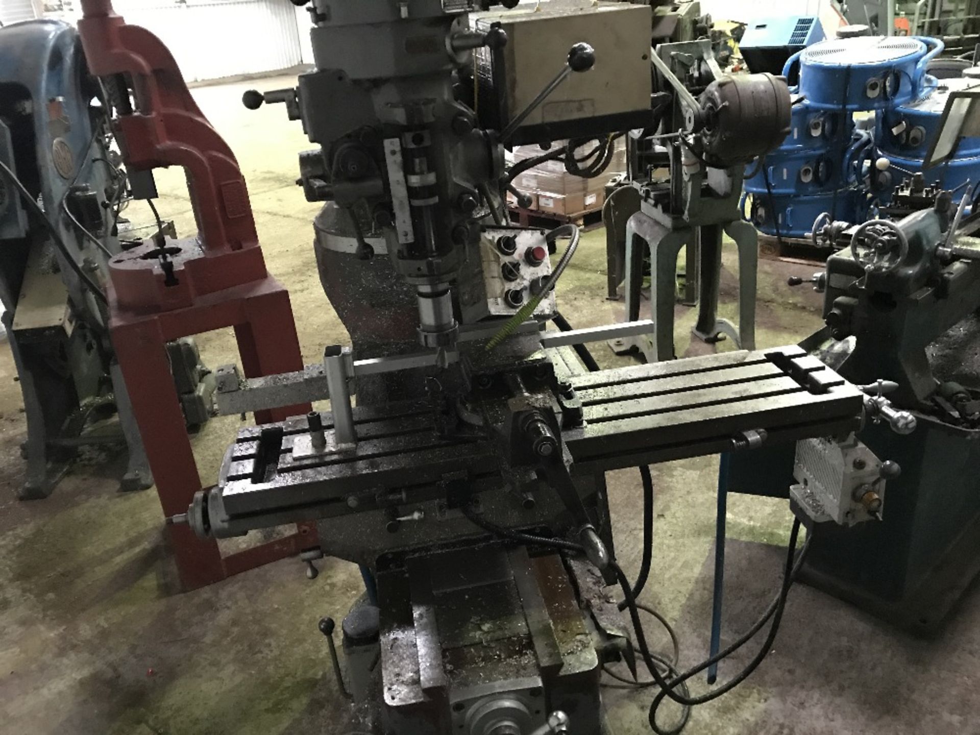 LONG CHANG LC-1.5VS MILLING MACHINE, RECENTLY REMOVED FROM WORKING ENVIRONMENT