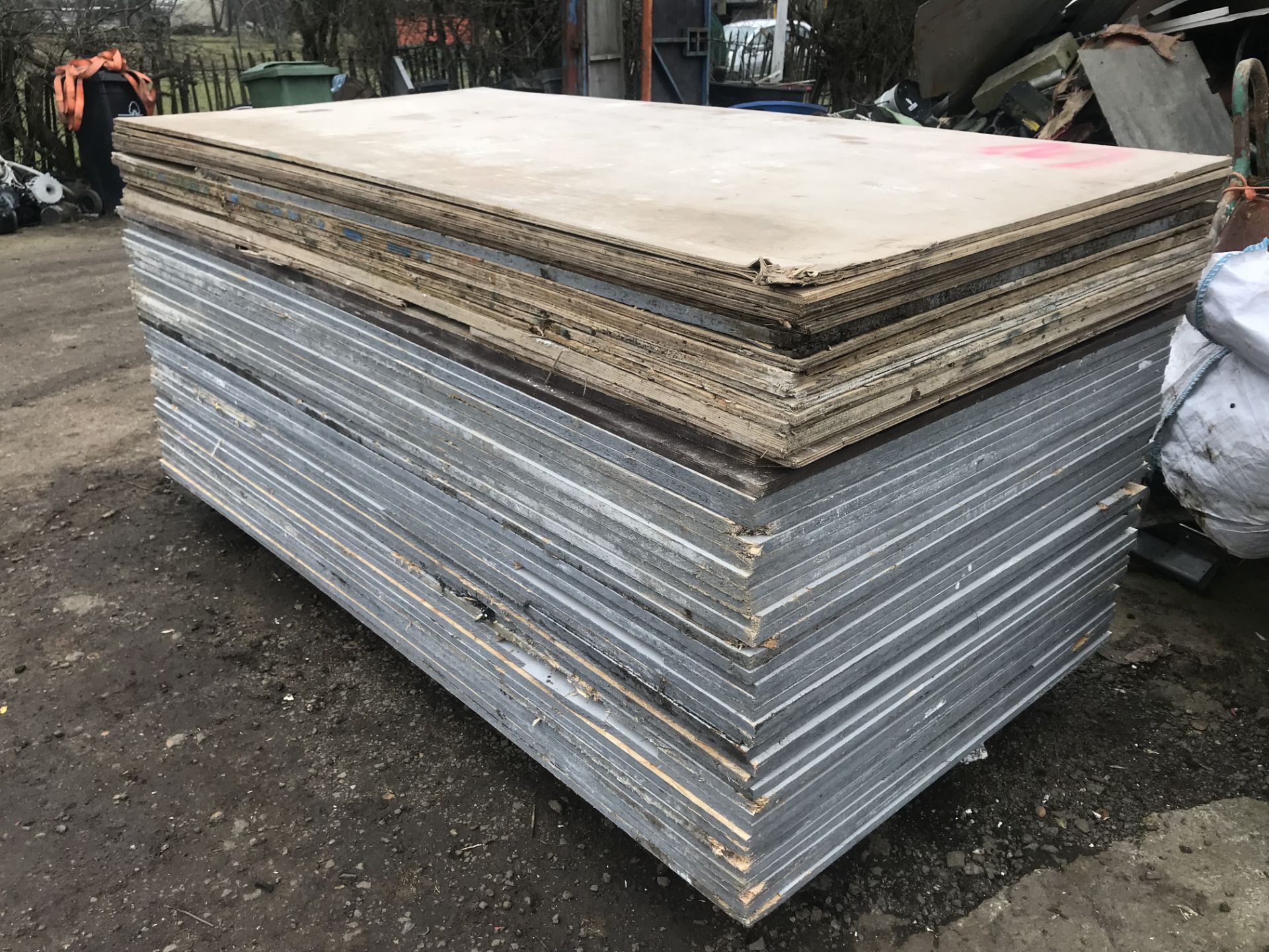 50NO APPROX 8x4 pre used timber sheets 18mm