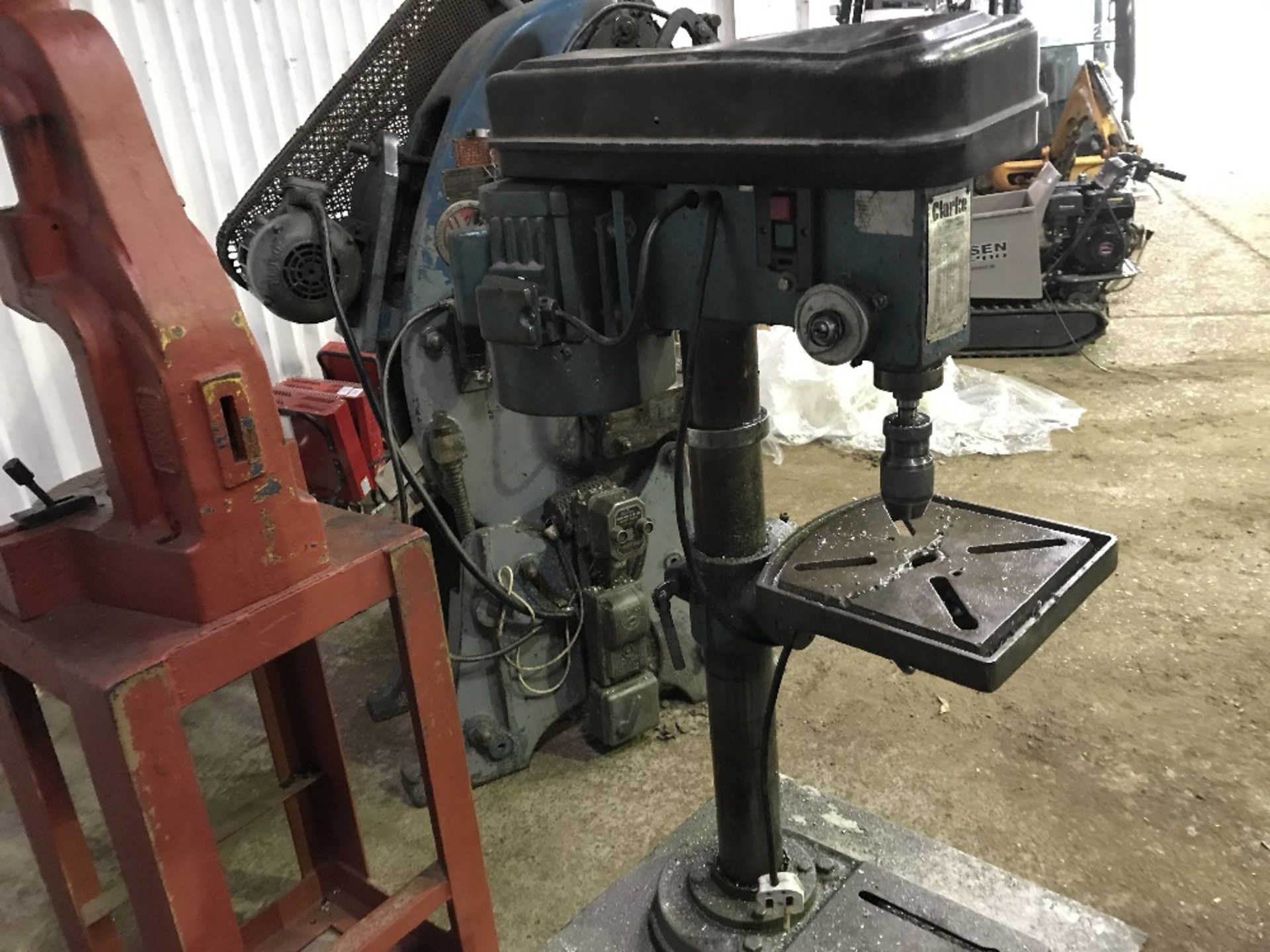 CLARKE METAL WORKER PILLAR DRILL, RECENTLY REMOVED FROM WORKING ENVIRONMENT - Image 2 of 2