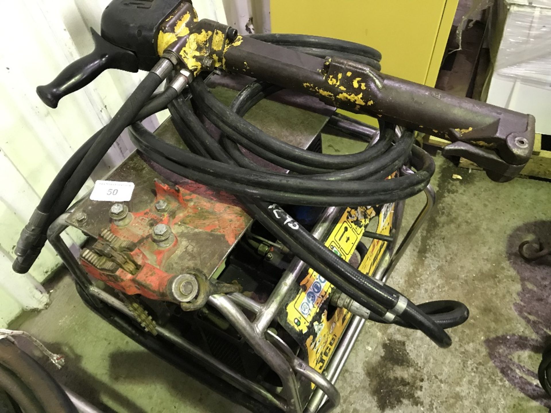 JCB HYDRAULIC BREAKER PACK WITH HOSE AND GUN