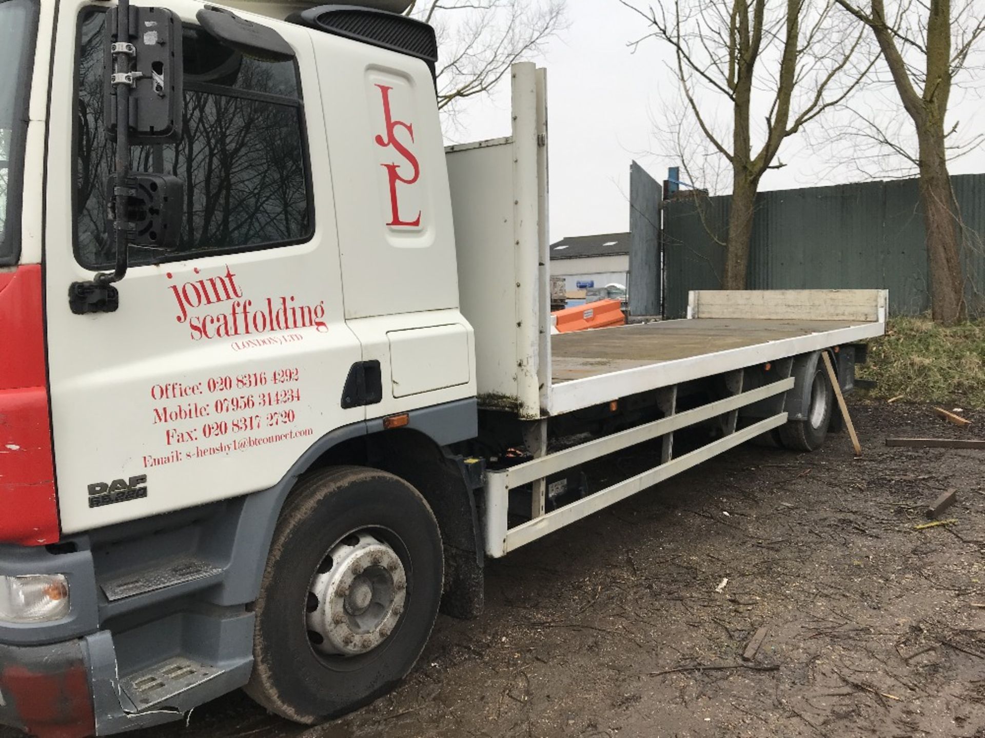 DAF 65.220 flat bed scaffold lorry c/w sleeper cab, reg. KE53 RLO WHEN TESTED WAS SEEN TO RUN, - Image 3 of 7