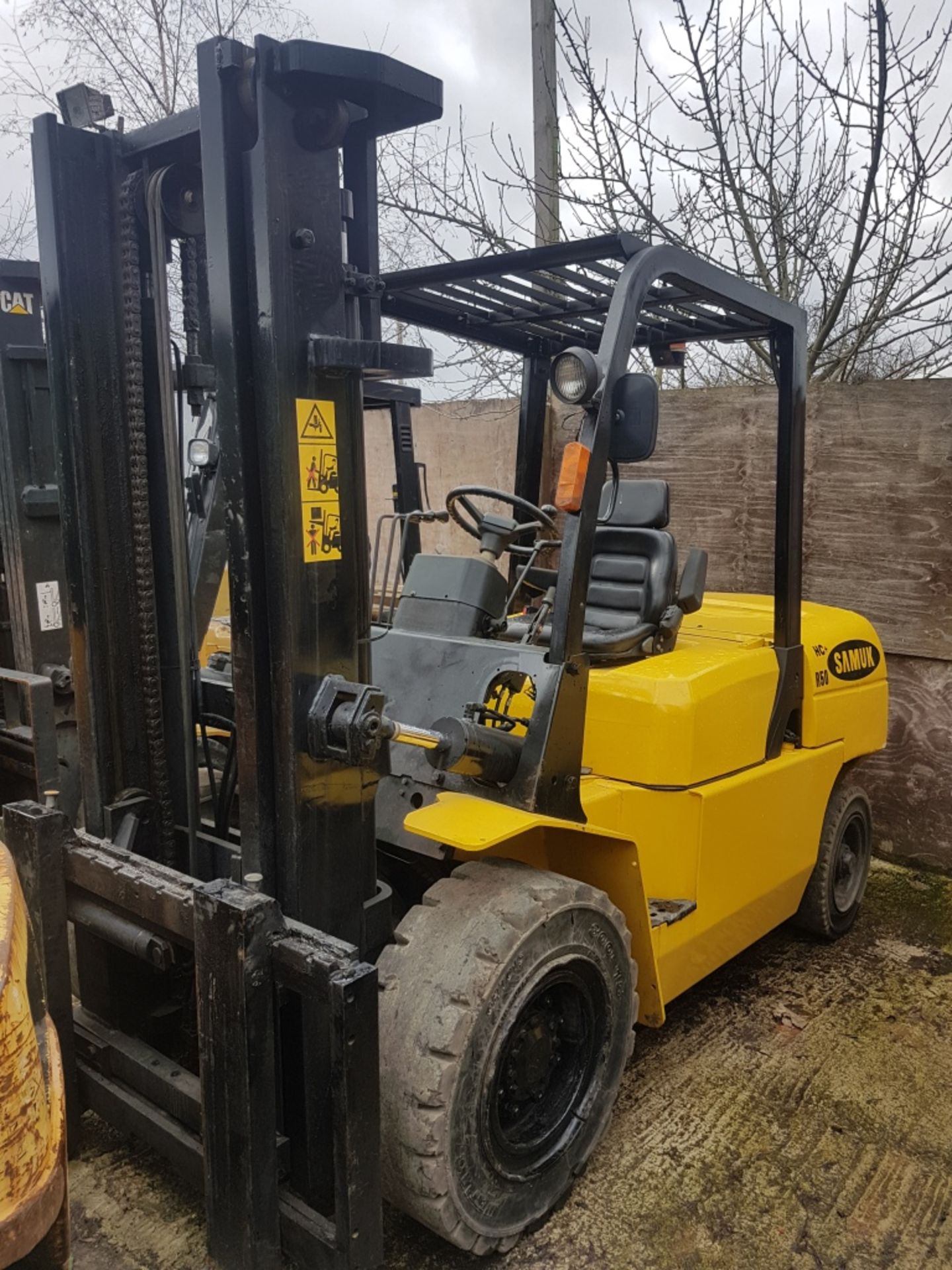 Samuk r50d 5 ton diesel forklift fitted with side shift 1400 rec hours