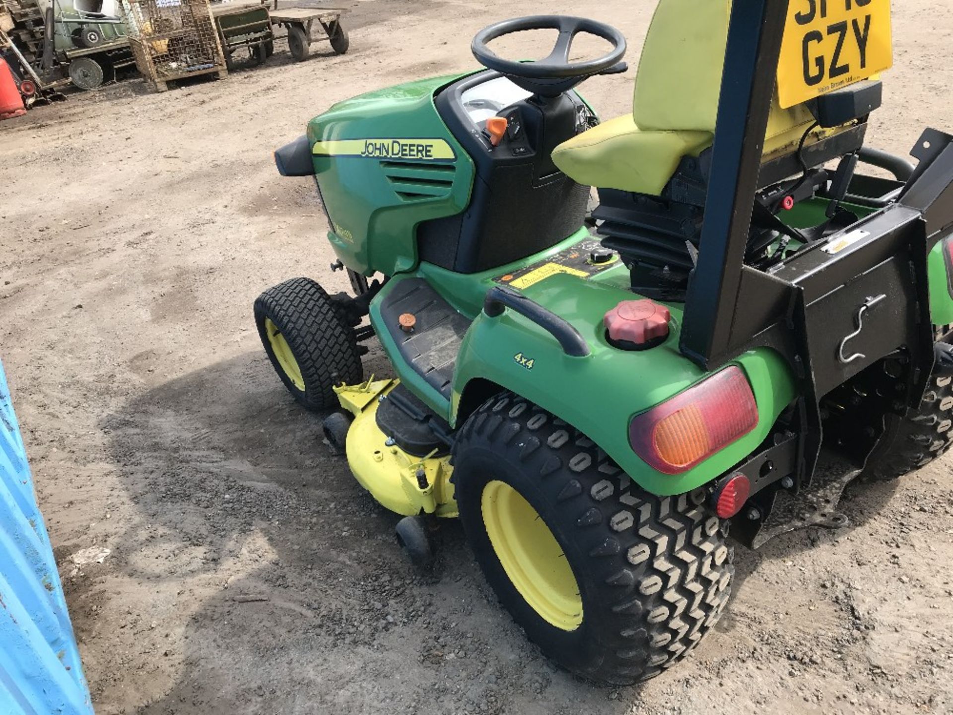 JOHN DEERE X748 ULTIMATE 4WD RIDE ON MOWER YEAR 2009 622 RECORDED HRS HYDRAULIC LIFTING CUTTER - Image 7 of 7