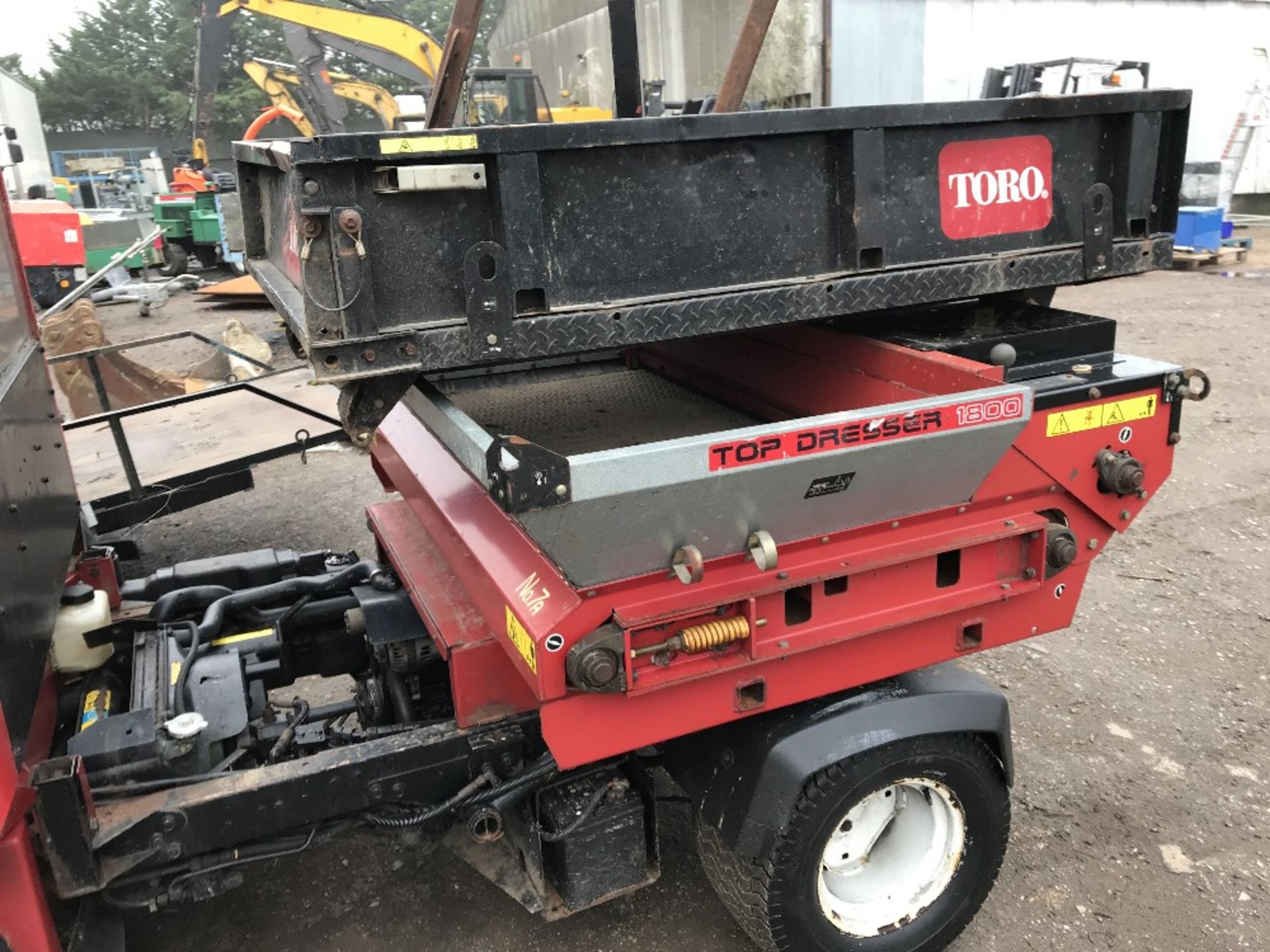 TORO WORKMAN 3300 D UTILITY TRUCK WITH SAND SPREADER - Image 2 of 11