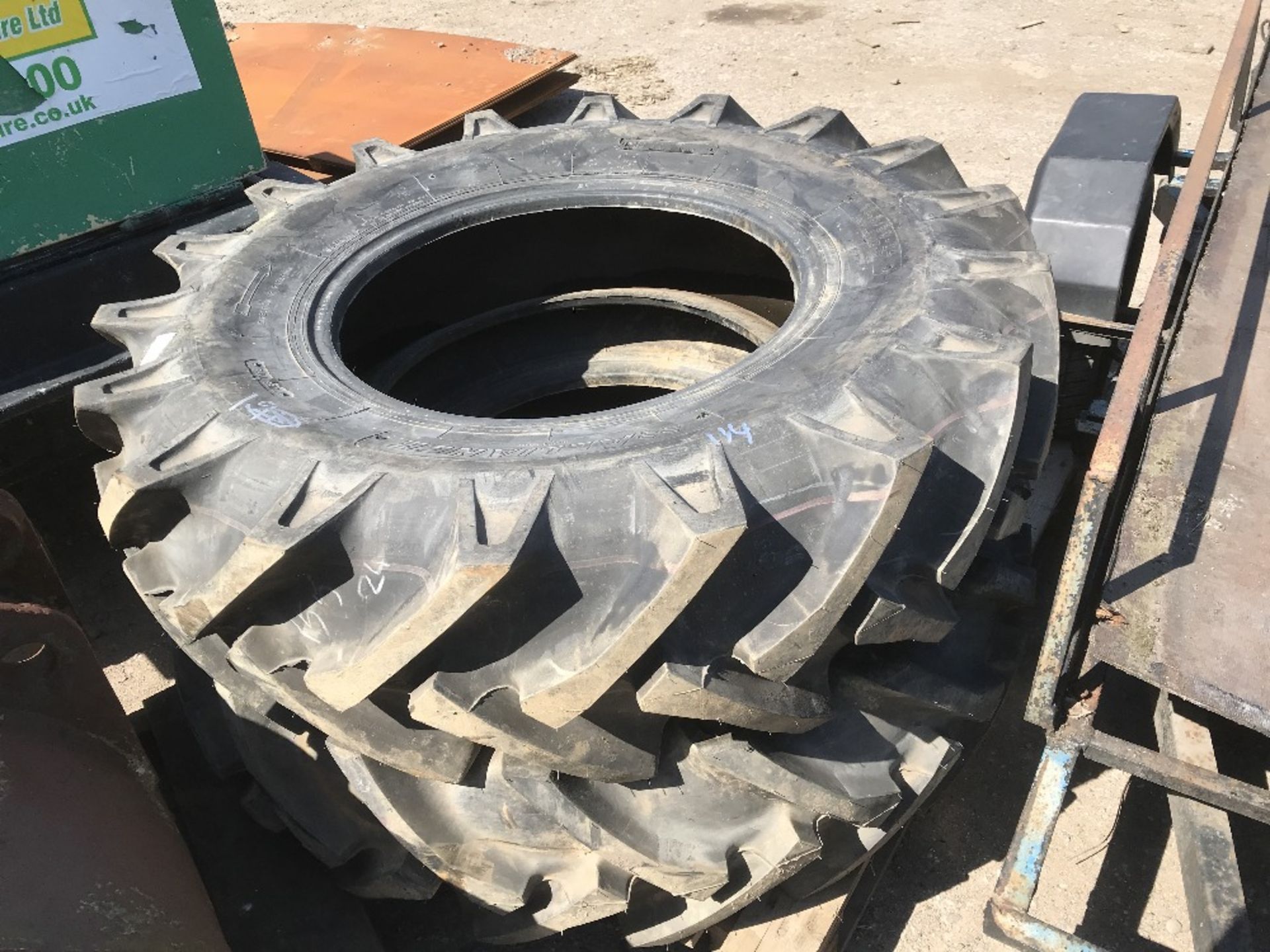 PAIR ON LITTLE USED ALLIANCE 15.5/80-24 TELEHANDLER TYRES - Image 3 of 3