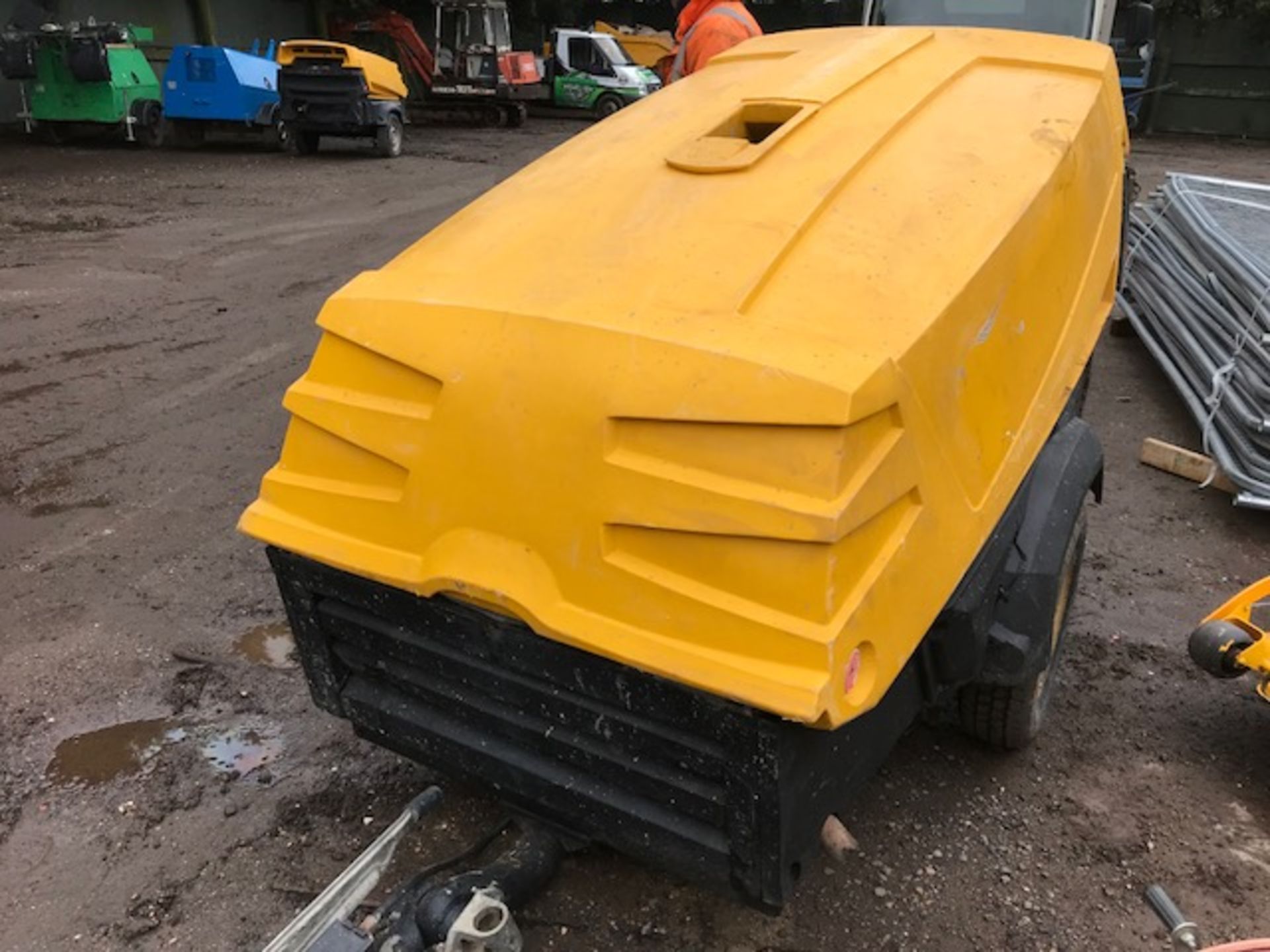 ATLAS COPCO XAS 67 COMPRESSOR YEAR 2006 - Image 7 of 7