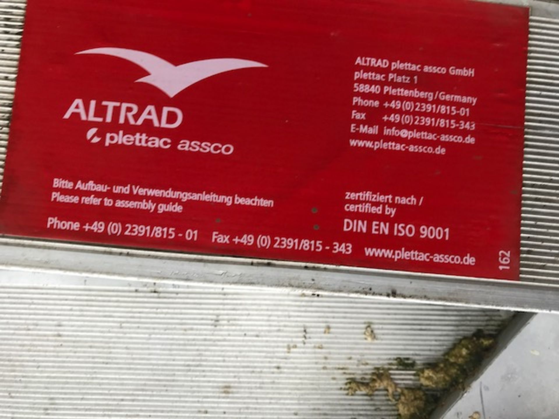 LARGE QUANTITY OF ALTRAD PLETTAC ASSCO STAIRWAY SCAFFOLDING SYSTEM PARTS - Image 10 of 12