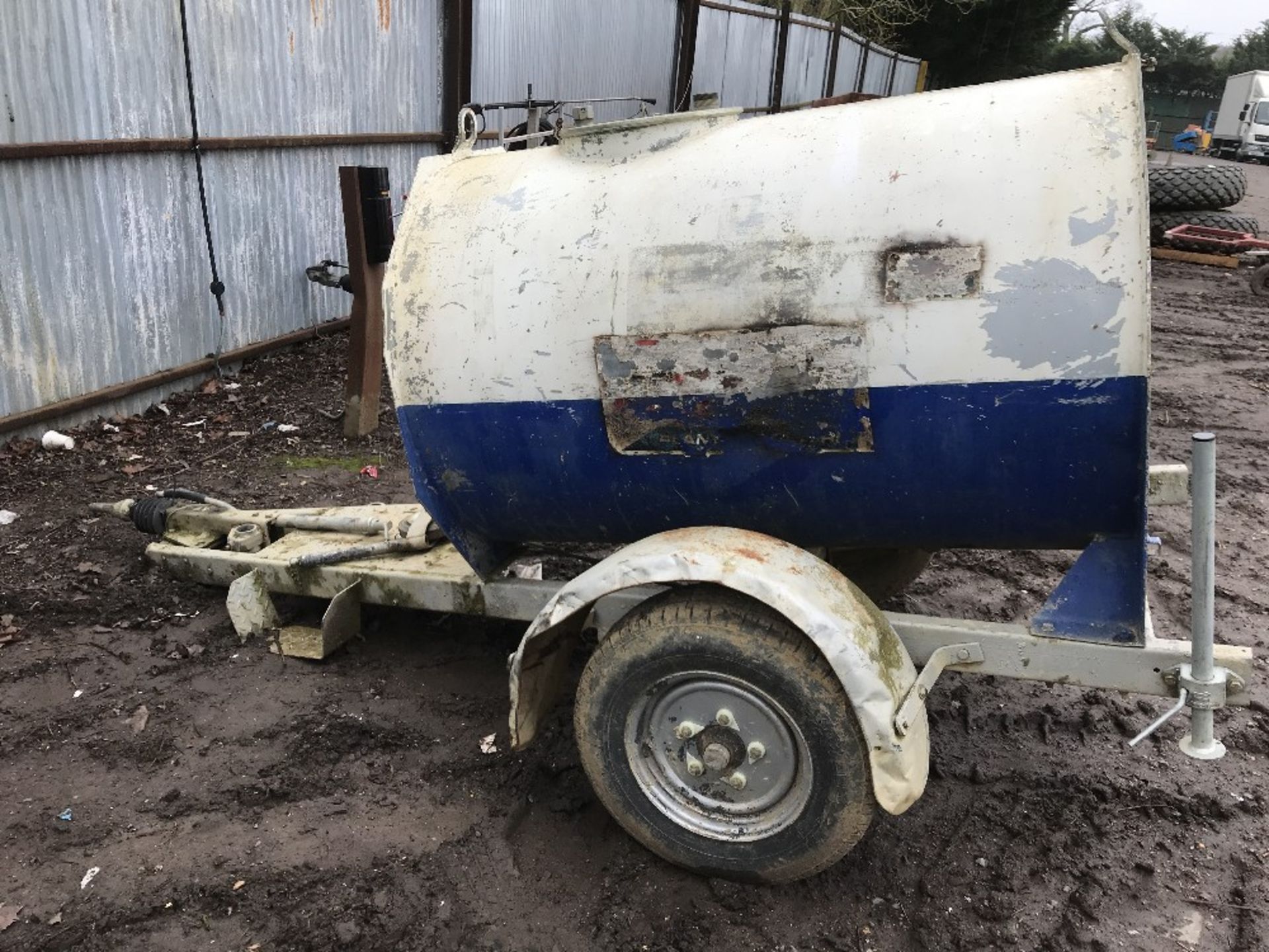 Single axled towed steel tanked water bowser